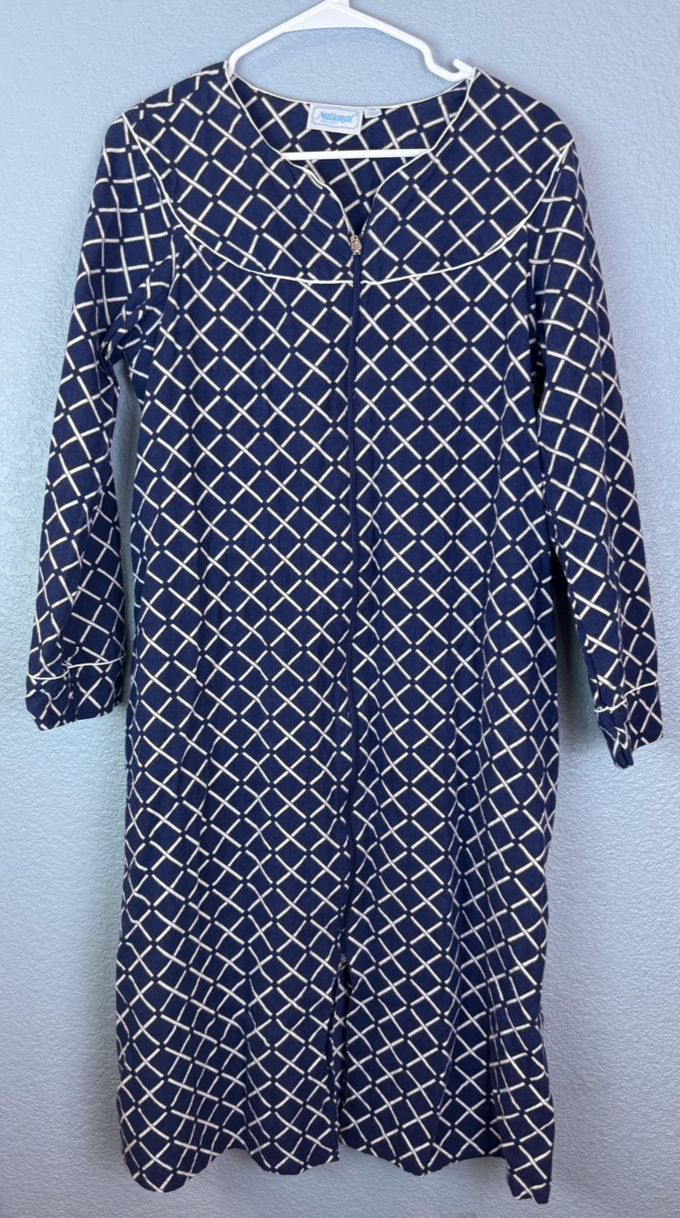National Lounge Dress Womens Medium Plaid Long Sleeve Zip Robe Pockets House